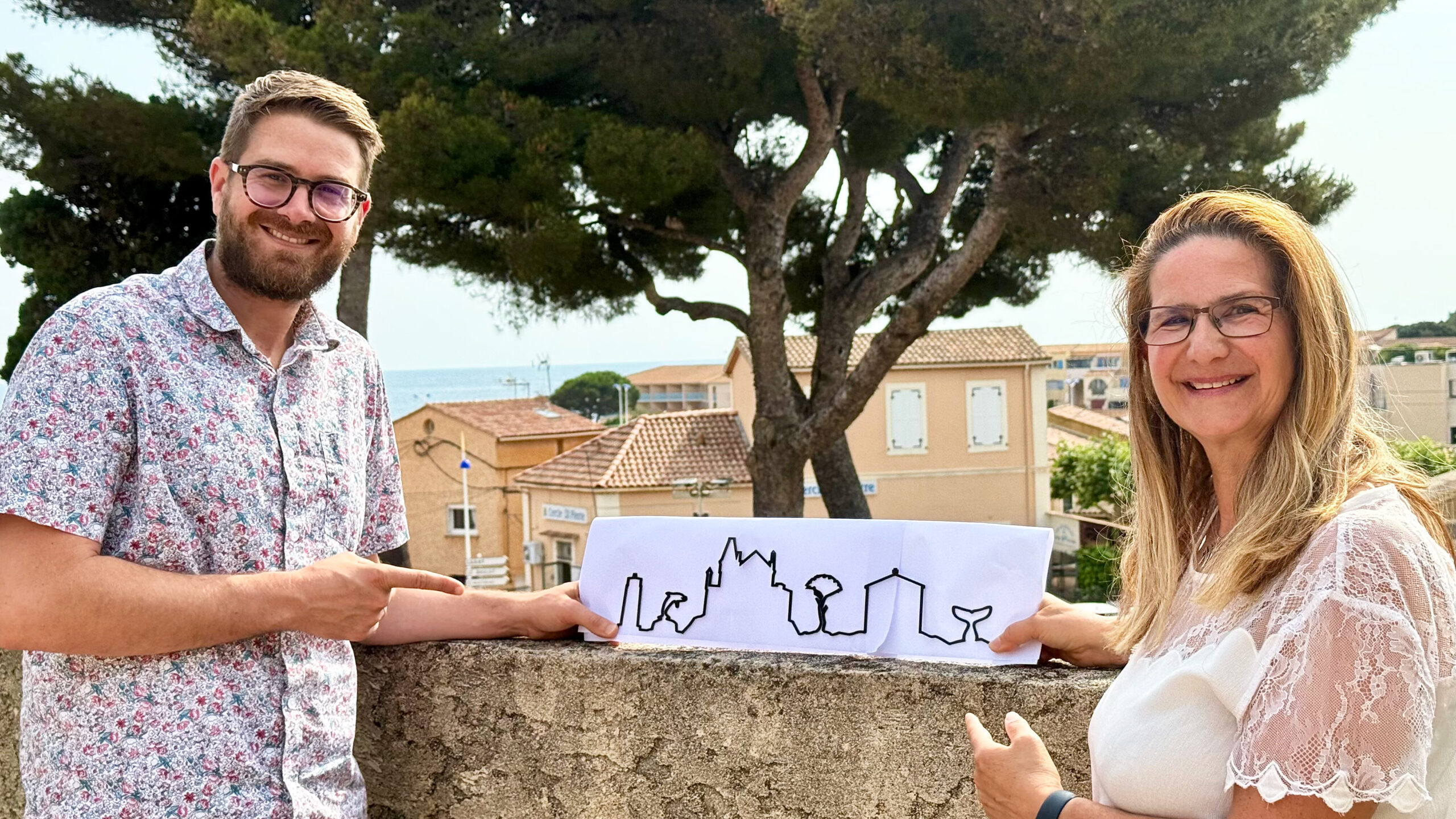 L'équipe a su transformer nos idées en réalisations concrètes. Un vrai plaisir de collaborer avec la designer ! Cette skyline donne une identité forte à notre ville et parle à nos habitants.